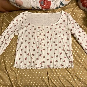 long sleeve floral crop top